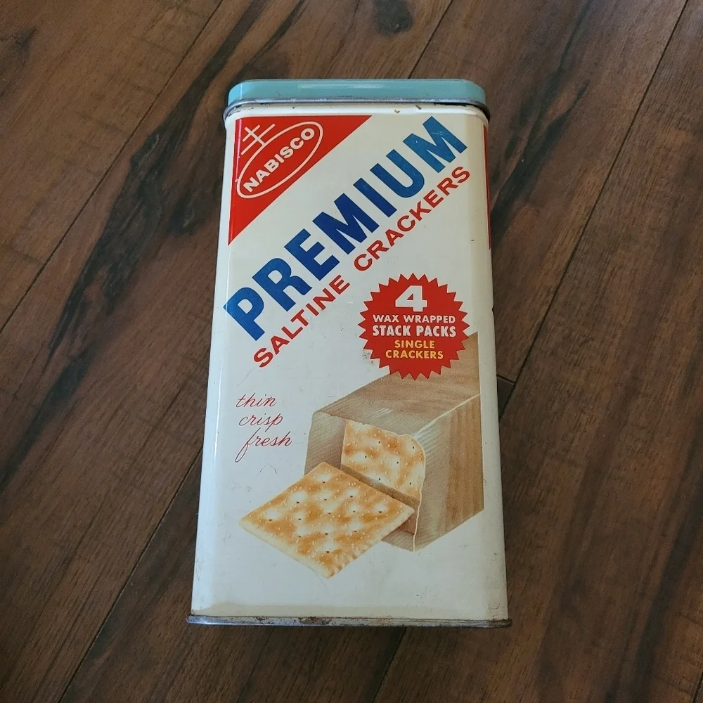 1960s Premium Saltine Cracker Tin Nabisco‎ Bi-Lingual Cracker Canister